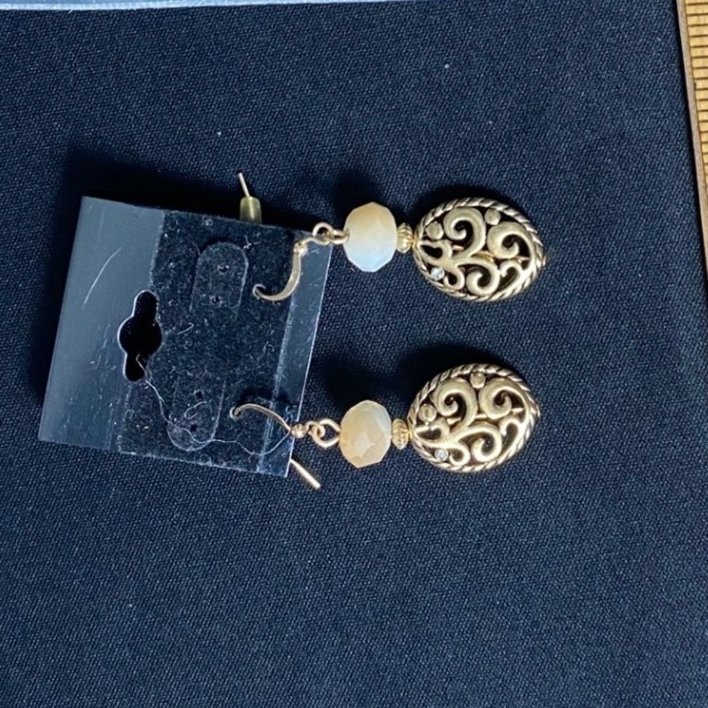 new Gold Tone Filigree Oval Dangle‎ Earrings with Pearl Accents